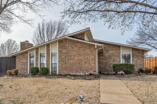 Building Photo - Spacious 3 Bedroom, 2 Bath Rental in Plano...