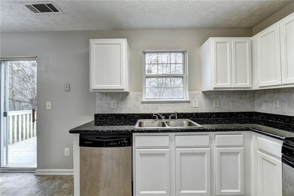 Building Photo - 960 Melrose Park Pl NW