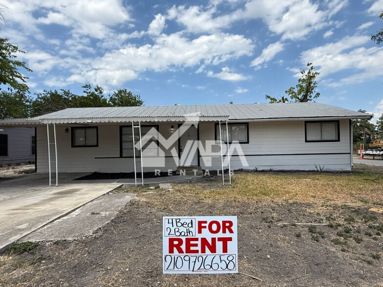 Building Photo - 315 Jamaica Dr