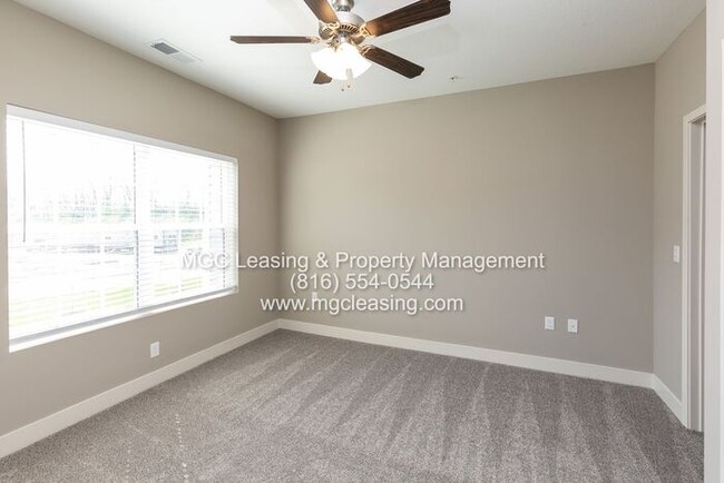 Building Photo - Welcome to Brighton Crossing apartments — ...