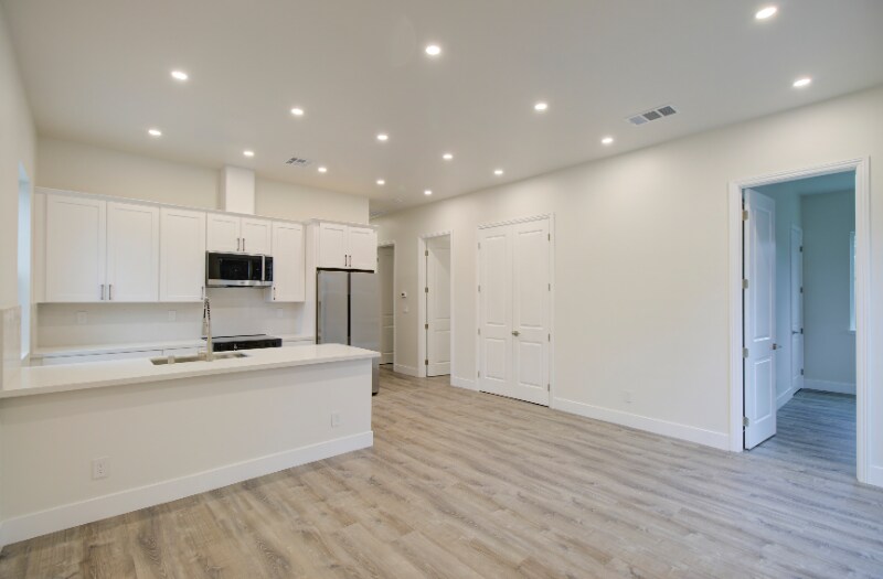 Building Photo - 1648 Colusa Ave