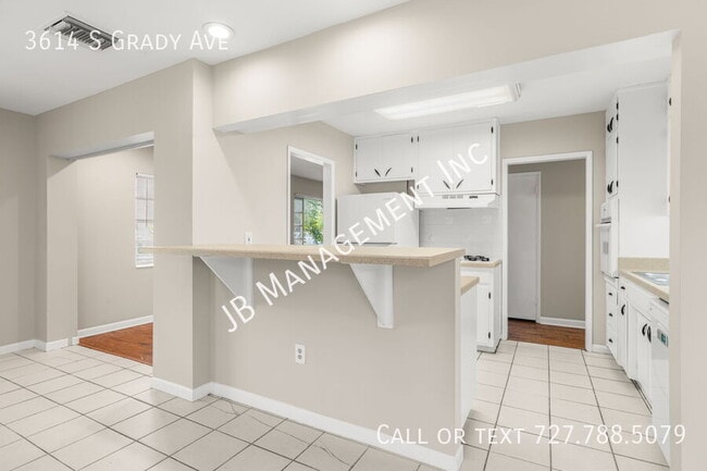Building Photo - 3614 S Grady Ave