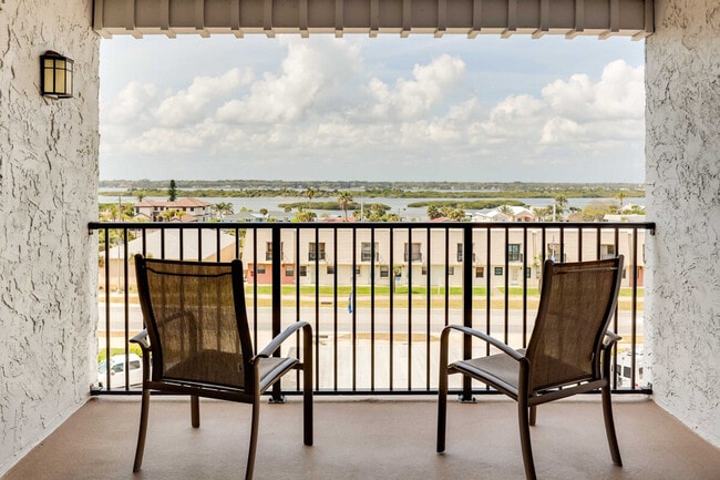 Building Photo - 3747 S Atlantic Ave