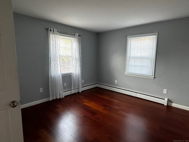 Building Photo - 22 Hungerford Ave
