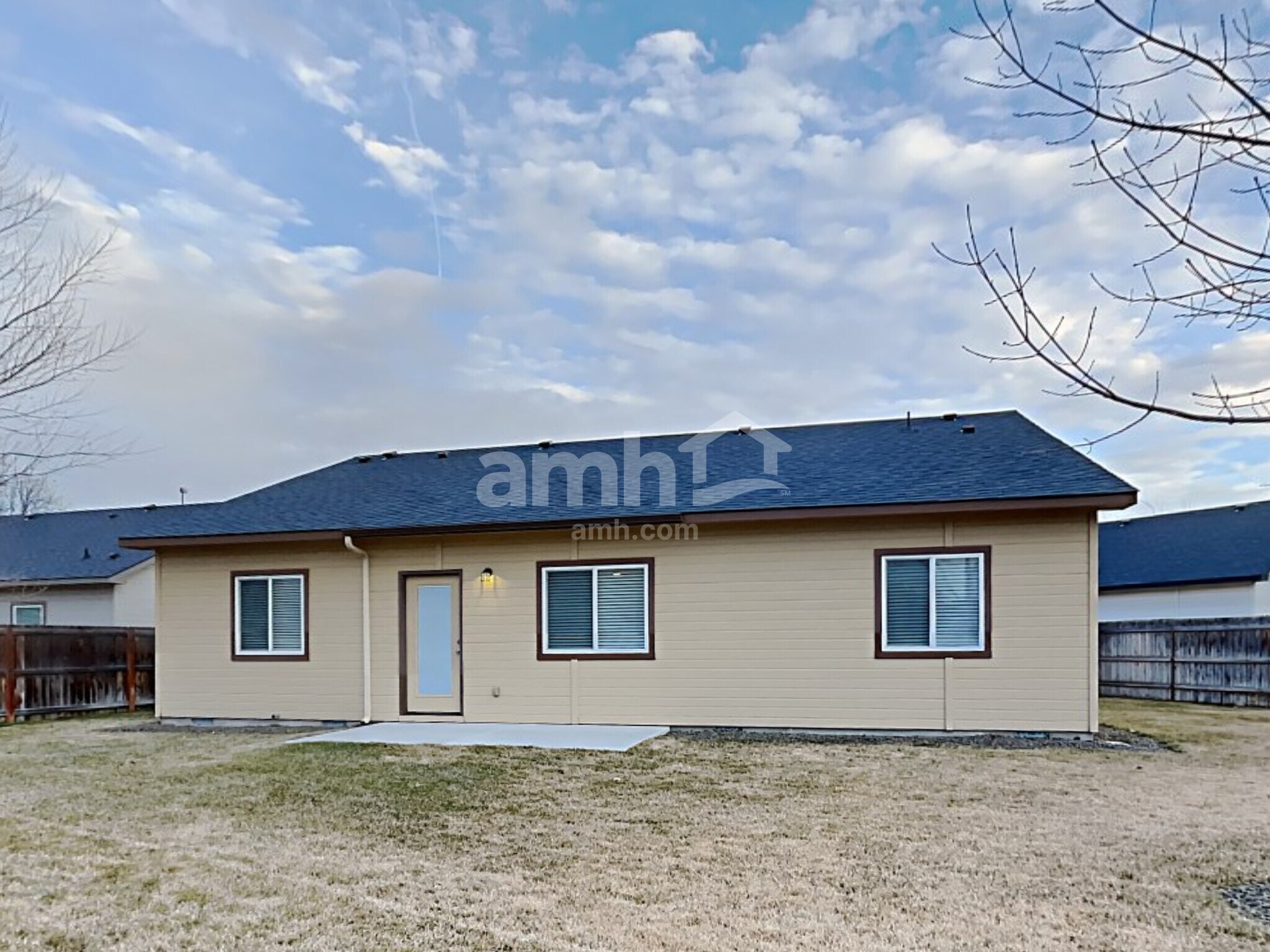 Building Photo - 2643 N Cinnamon Pl