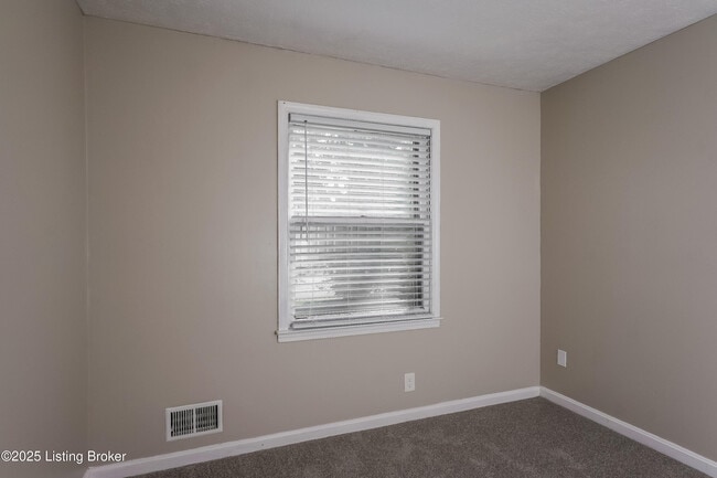 Building Photo - 3804 Breckenridge Ln