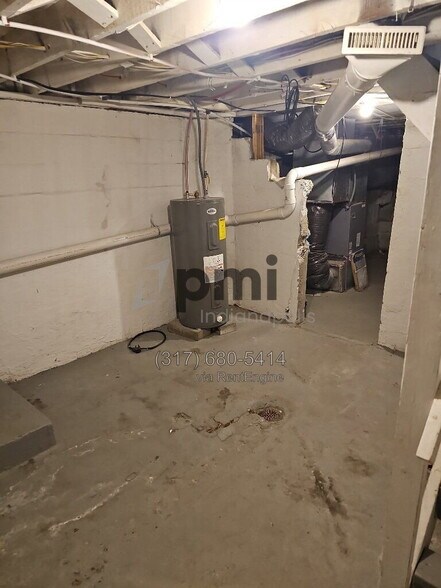 Building Photo - 112 Adler St
