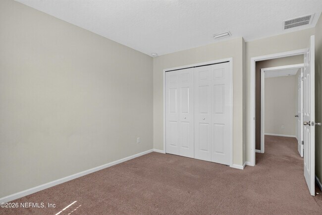 Building Photo - 263 Gilmore Ln