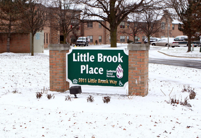 Building Photo - Little Brook Place