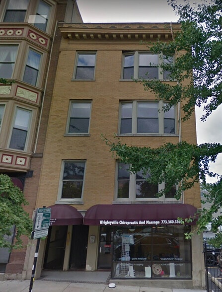 Building Photo - 913 W School St