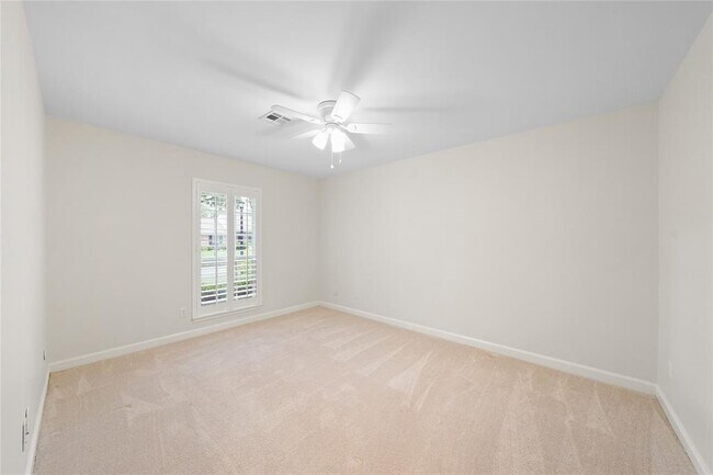 Building Photo - 12707 Trail Hollow Dr