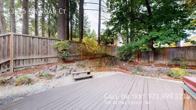 Building Photo - 13525 SW Roan Ct