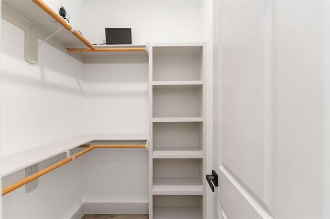 Building Photo - 113 Gans St