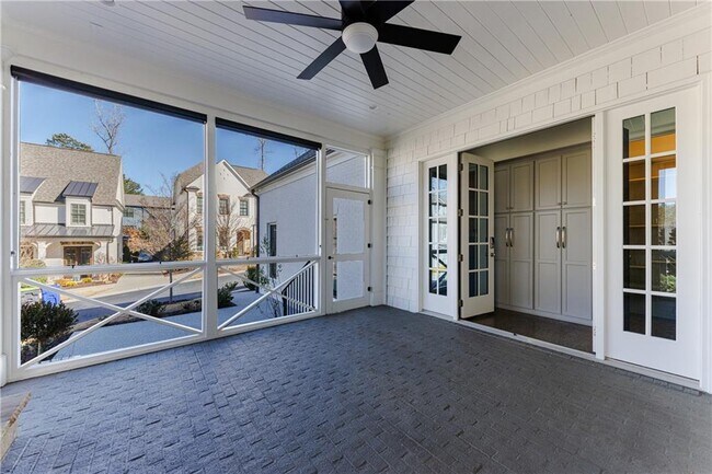 Building Photo - 261 Chastain Park Dr NE