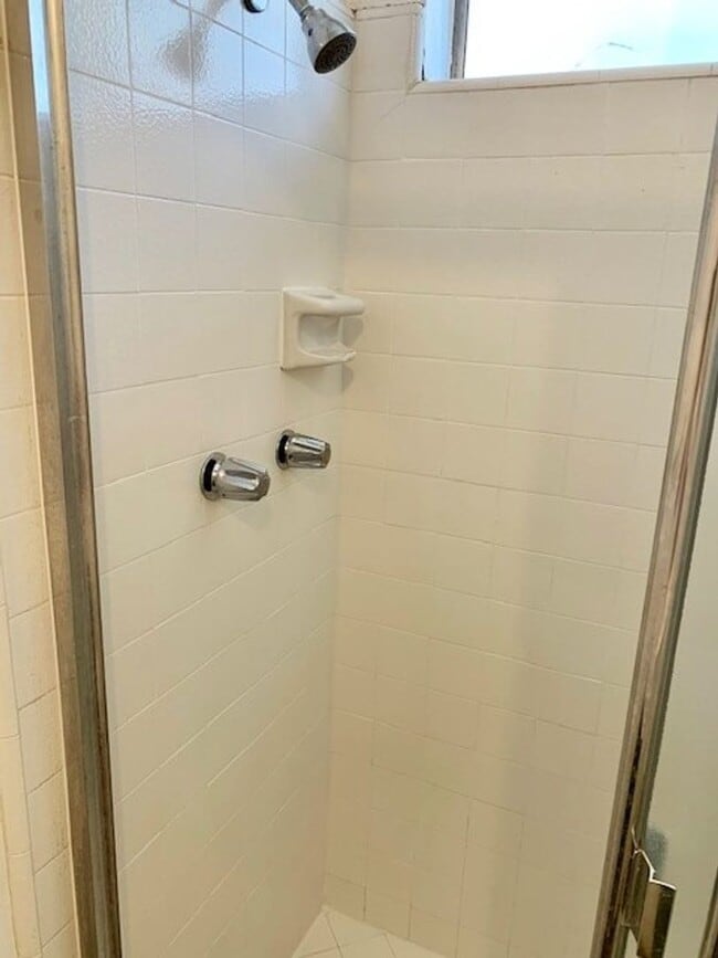 Building Photo - 156