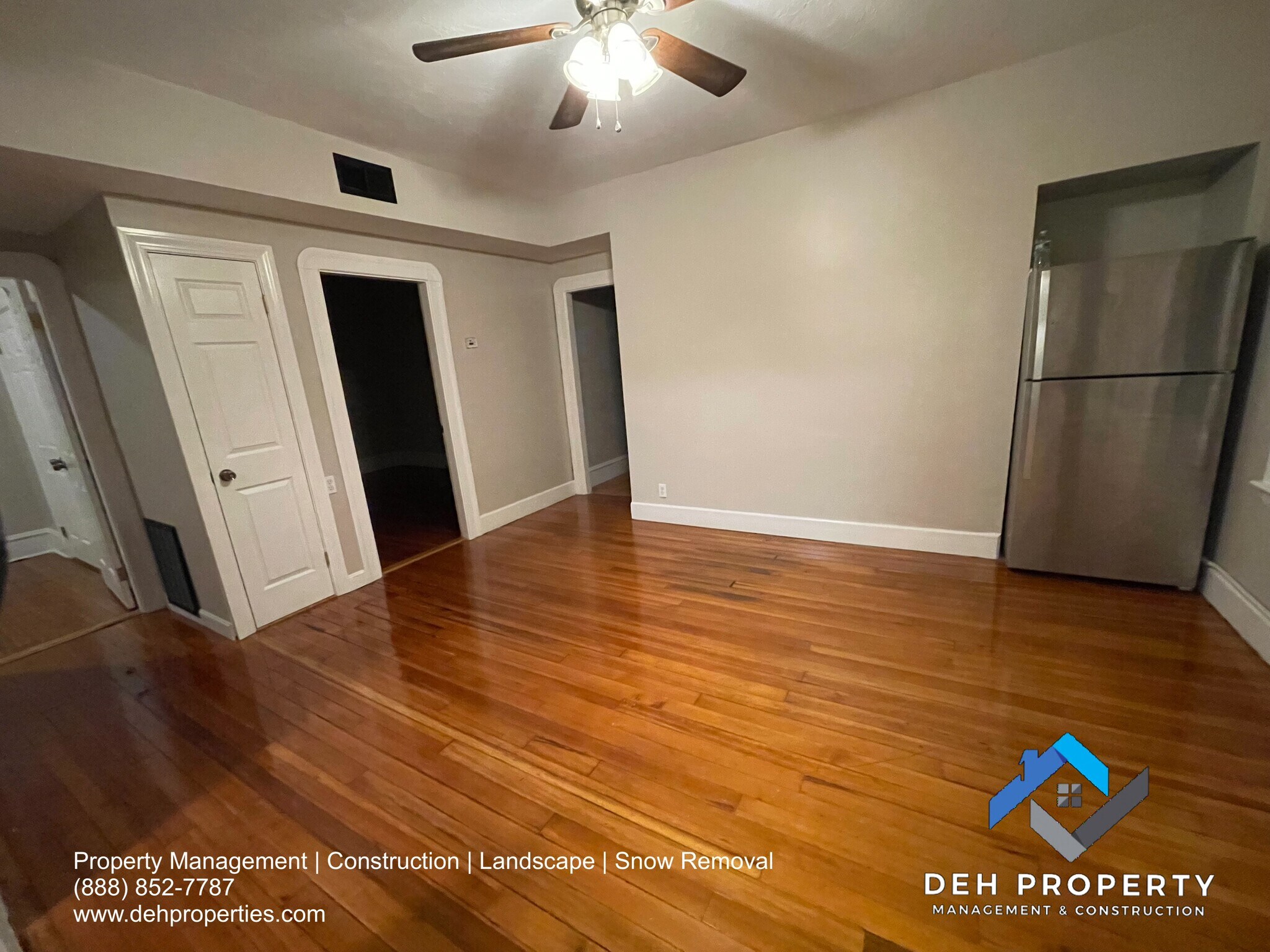 Building Photo - 216 Hope St