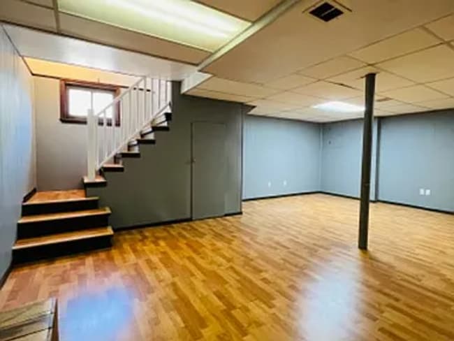 Building Photo - 6116 Pinkney St