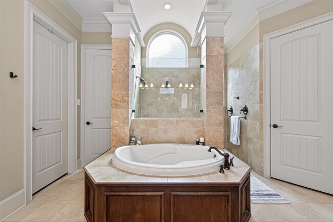 Building Photo - 7414 Dayhill Dr