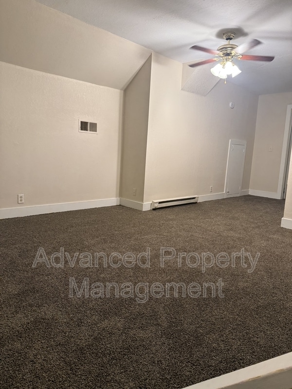 Building Photo - 3941 N 24th Pl