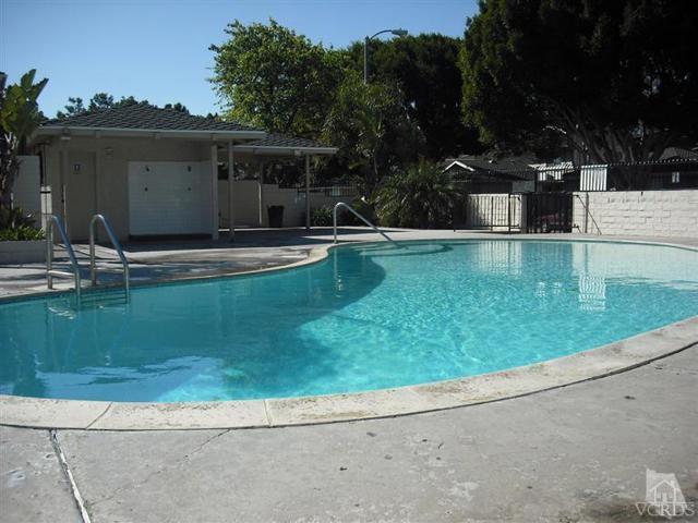 Building Photo - 2571 Sextant Ave