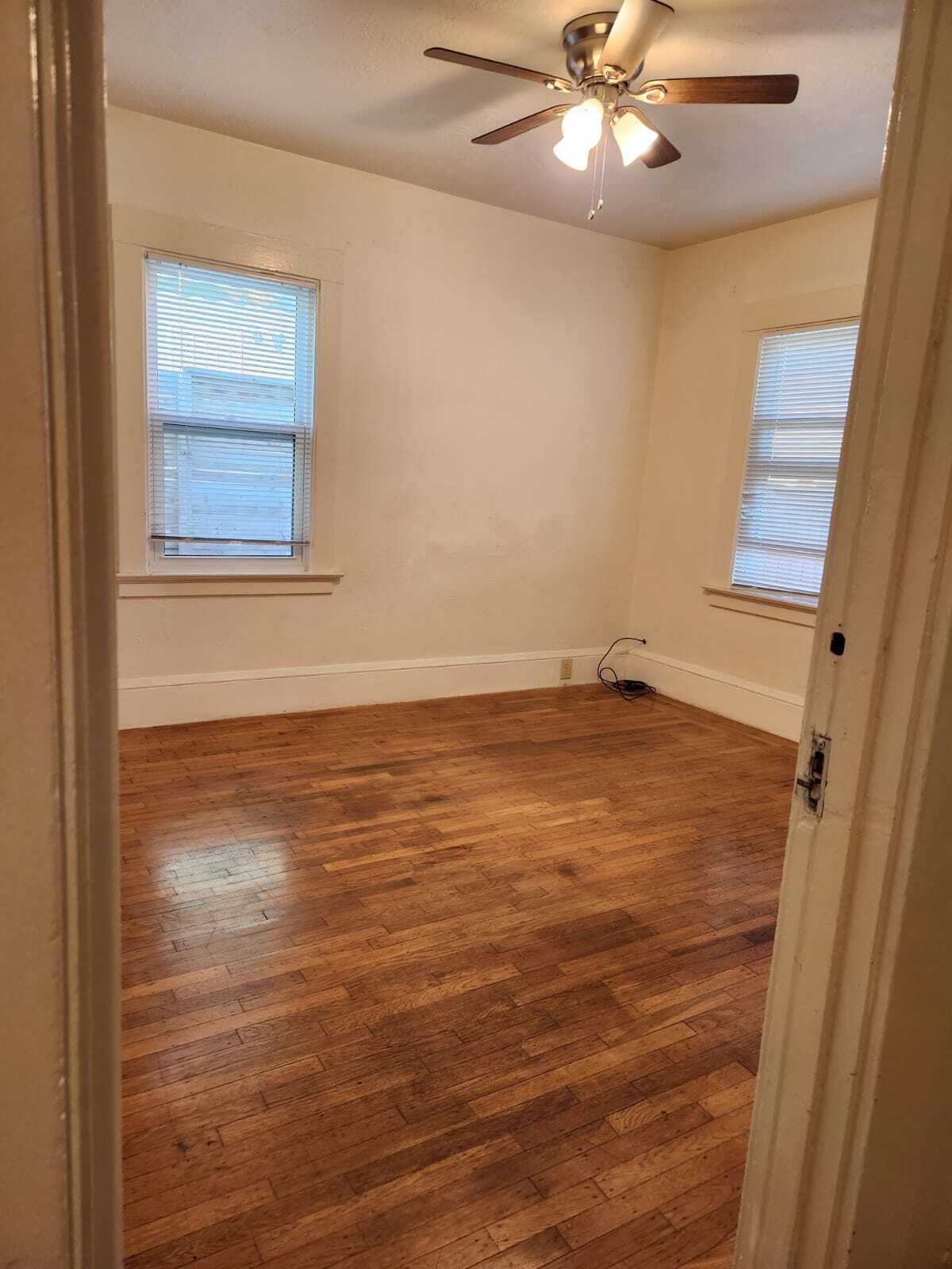 Building Photo - 5416 El Camile Ave