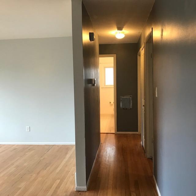 Building Photo - 2865 Burlington St