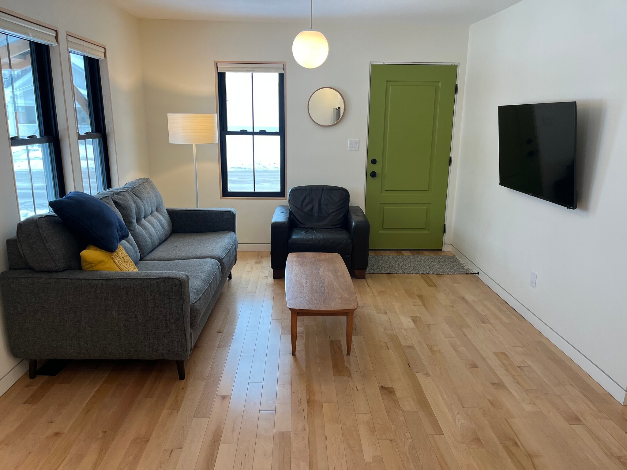 Building Photo - 802 Heivly St