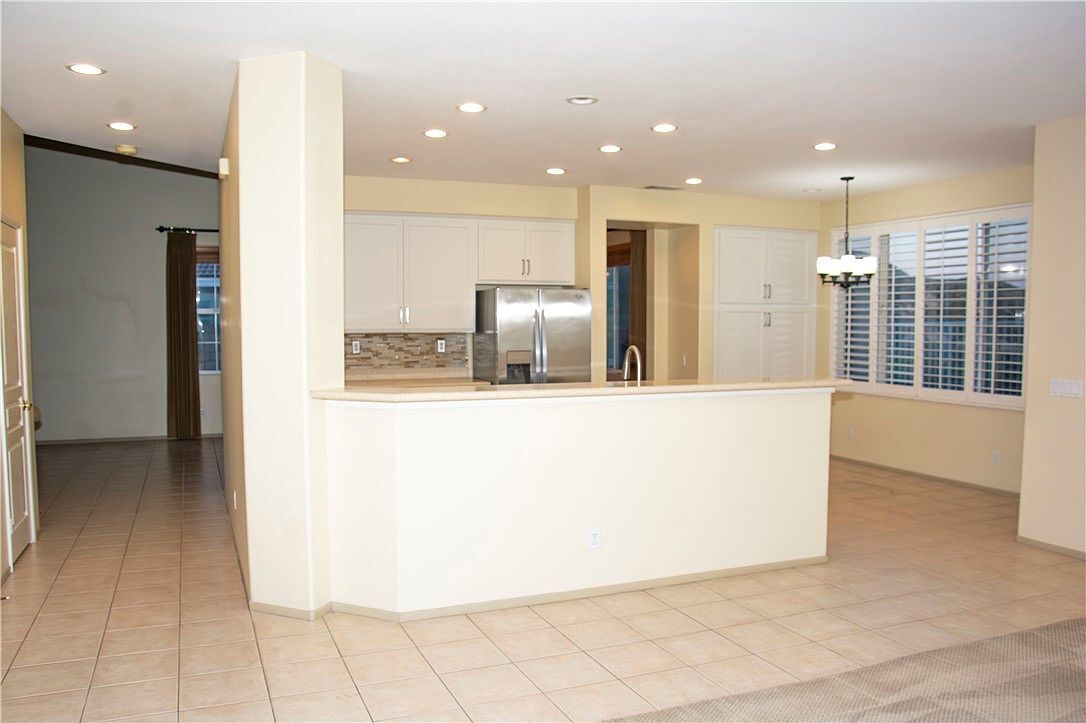 Building Photo - 30432 Vineyard Ln