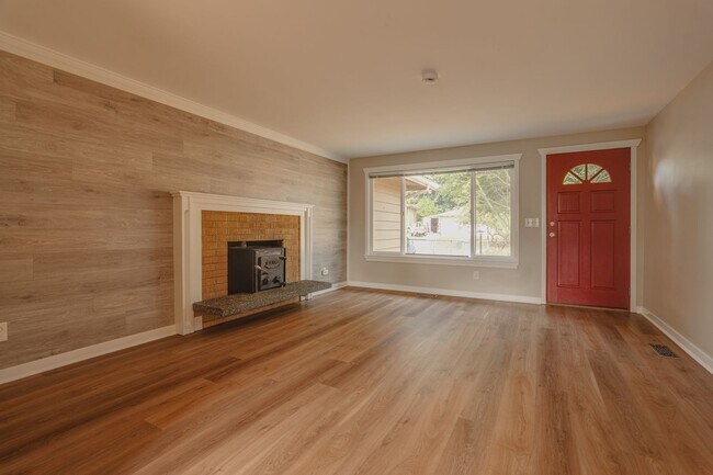 Building Photo - 4409 S 292nd St