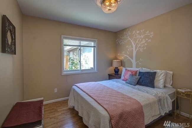 Building Photo - 7019 Jones Ave NW