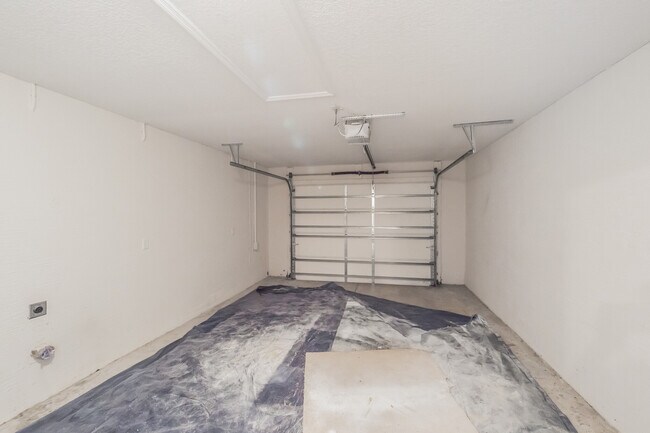 Building Photo - 502 Paulling Dr