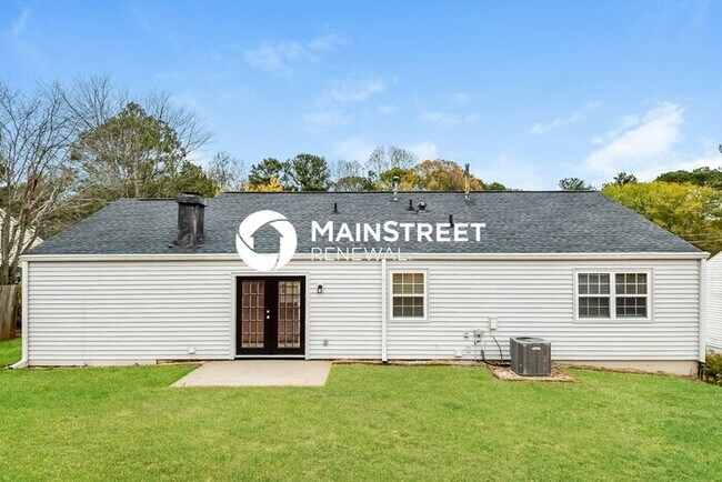 Building Photo - 3 Bedroom Pet-Friendly Home in Norcross, GA with Main Street Renewal