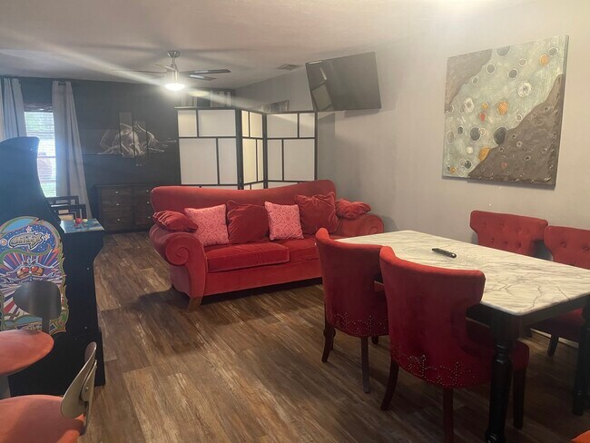 Dining/Living Area - 1809 Academy Blvd