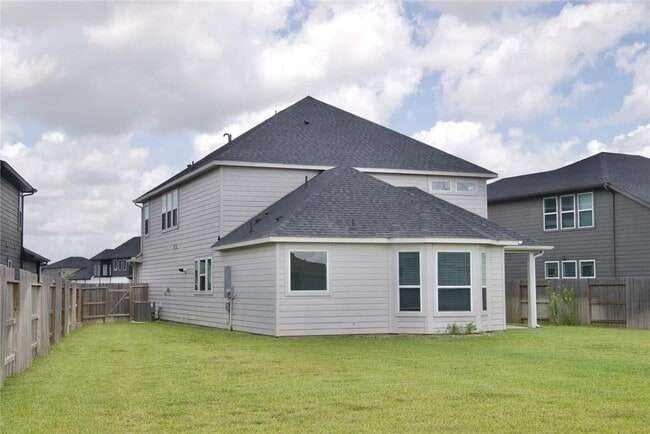 Building Photo - 8475 Harrington Grv Trl