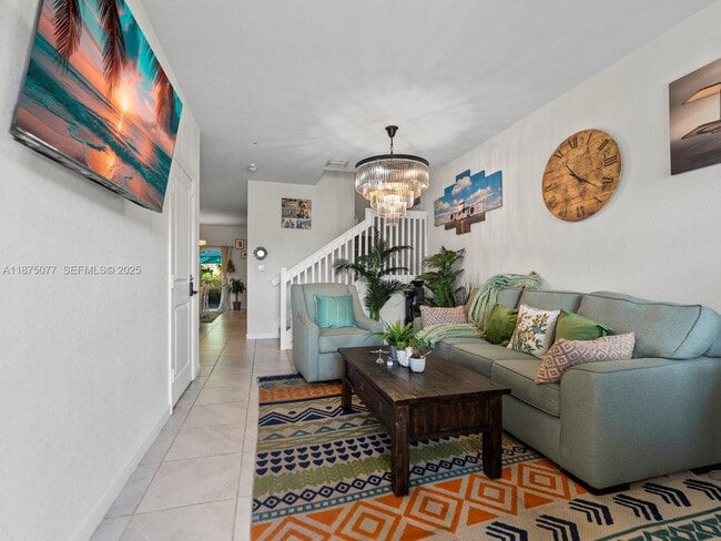 Building Photo - 1108 SE 26th Ter