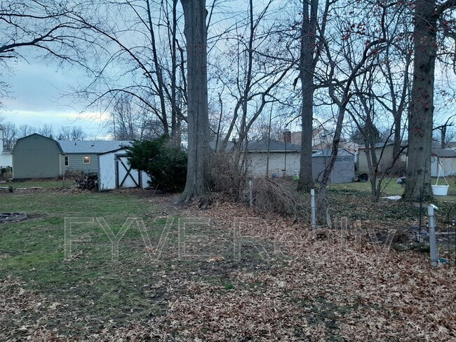 Building Photo - 1222 E 340th St