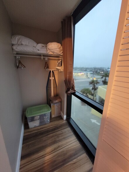 Building Photo - 1909 S Atlantic Ave