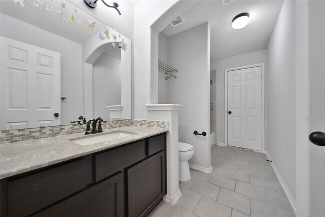 Building Photo - 17506 Mineral Bluff Ln