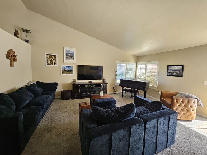 Building Photo - 1879 W Colony Pointe Dr