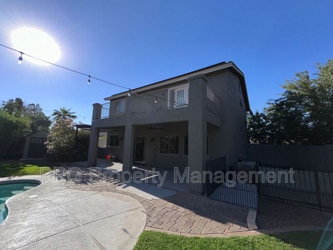 Building Photo - 4121 N Dania Ct
