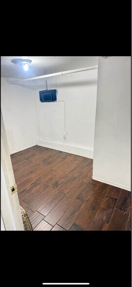 Building Photo - 44 N Sherman St