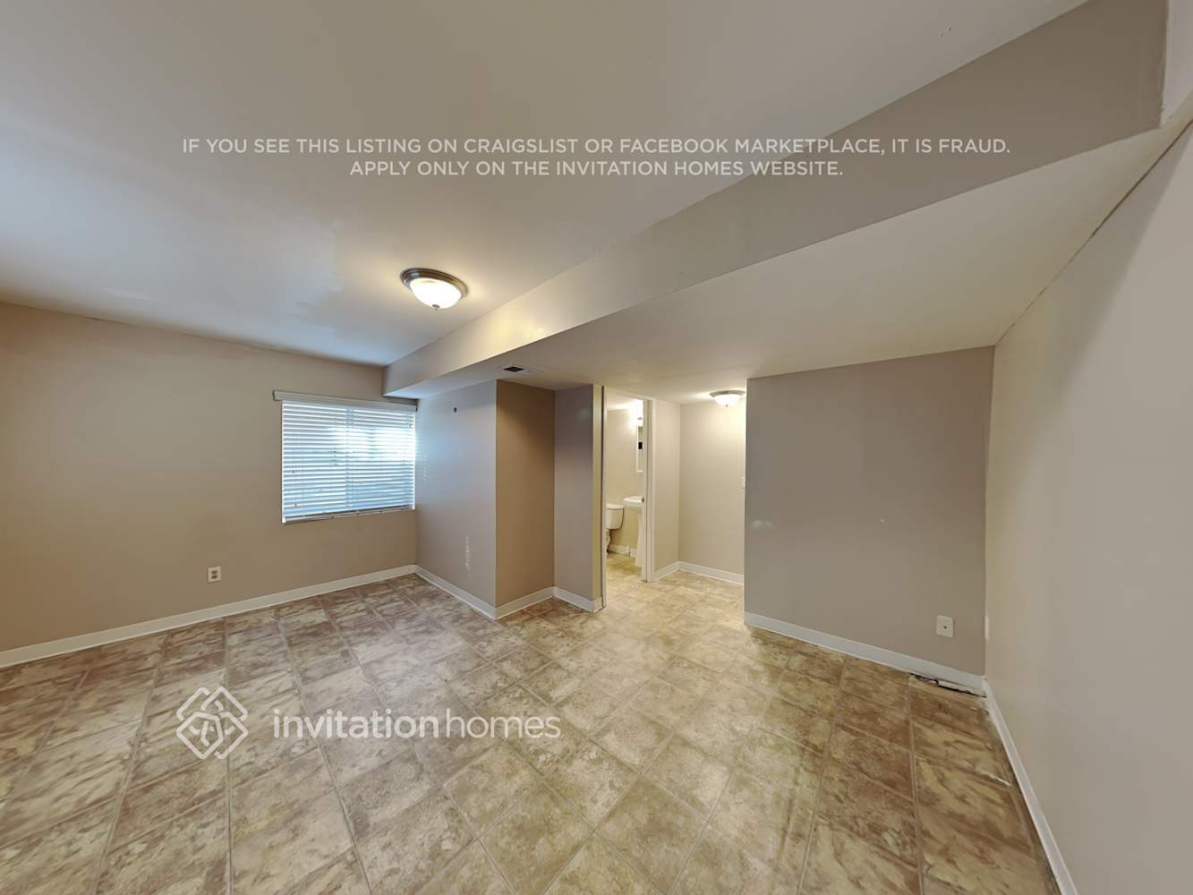 Building Photo - 2812 S Walden Way