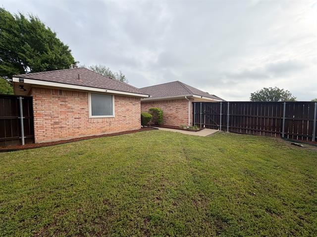 Building Photo - 310 Iroquois Ln