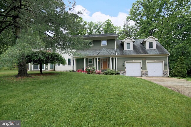 Building Photo - 6431 Fairland St