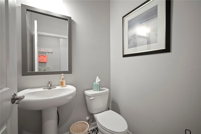 Building Photo - 5636 Silver Sun Dr