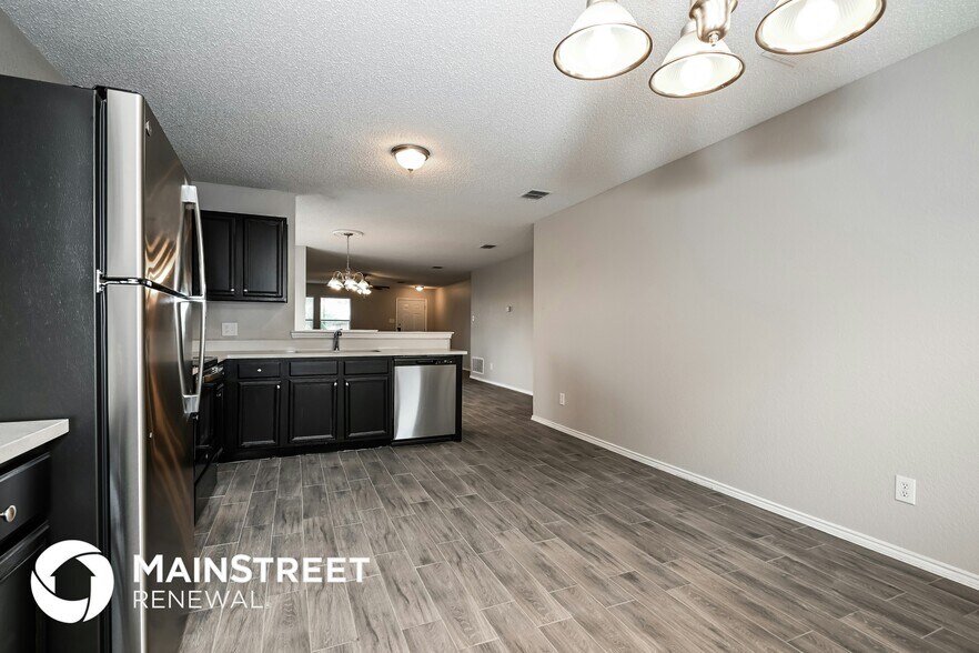 Building Photo - 2943 Volturno Dr