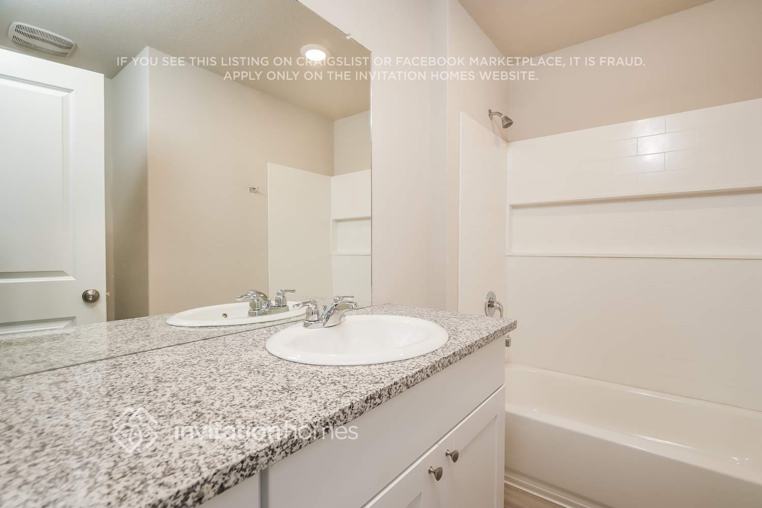 Building Photo - 13715 Bucket Way