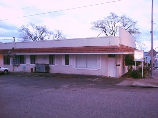 Building Photo - Talusan (920 SE Midway Blvd)