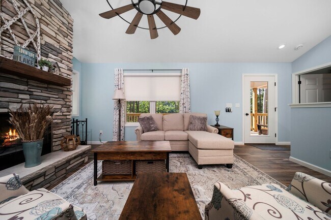 Building Photo - May & June Furnished Extended Stay Rental