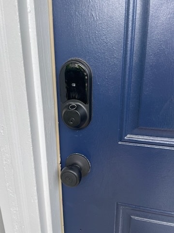 Keypad for easy entry - 165 Marshall Ter